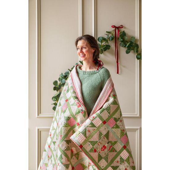 Tilda Merry Little Christmas Holly Moss Cotton