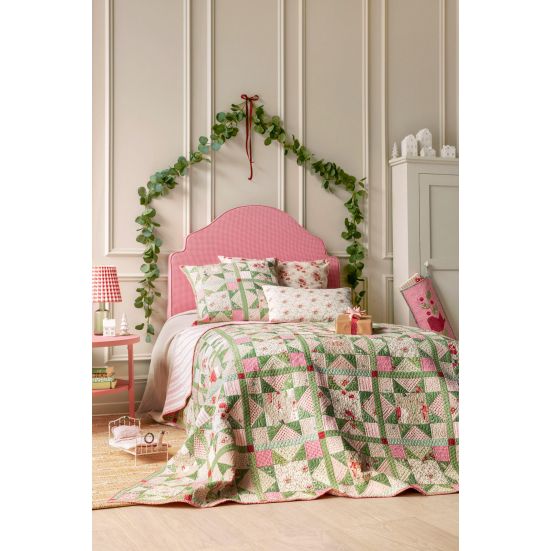 Tilda Merry Little Christmas Carol Cream Cotton