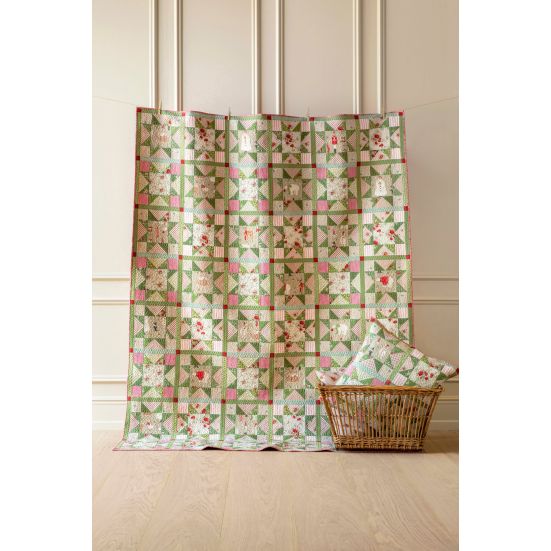 Tilda Merry Little Christmas Mistletoe Pistachio Cotton